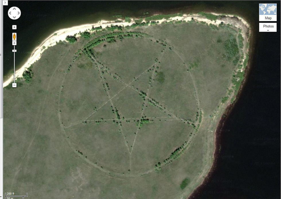 Lộ hình ảnh đảm bảo độc lạ Google Earth vô tình chụp được-6