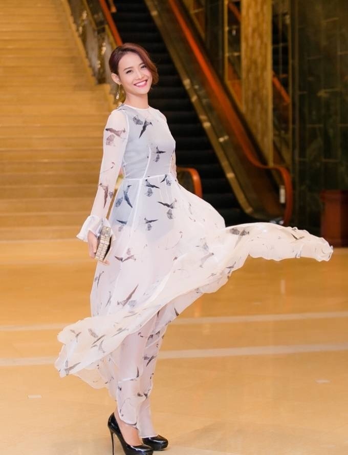 Trương Mỹ Nhân - nữ chính phim Duyên Kiếp ngoài đời có phong cách thời trang siêu sang chảnh với cách mix đồ trẻ trung-13