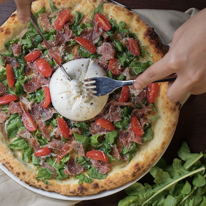 Pizza 4P's đạt giải "Best Pizza": Nhìn lại những phiên bản pizza "nổi như cồn" của thương hiệu này-18