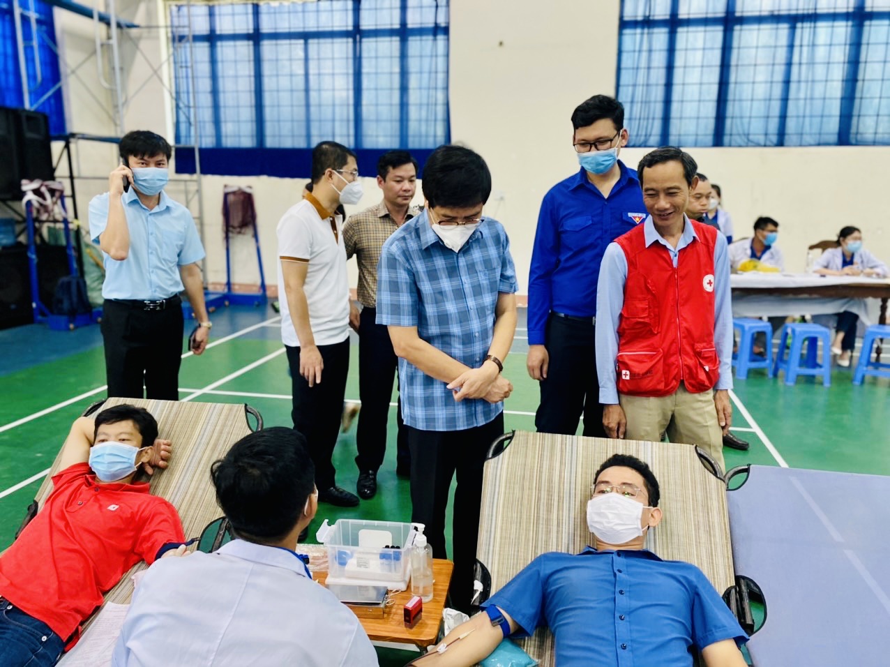 Tuổi trẻ ngành y hội tụ khám chữa bệnh, cấp phát thuốc miễn phí, tri ân người có công tại Quảng Nam-4