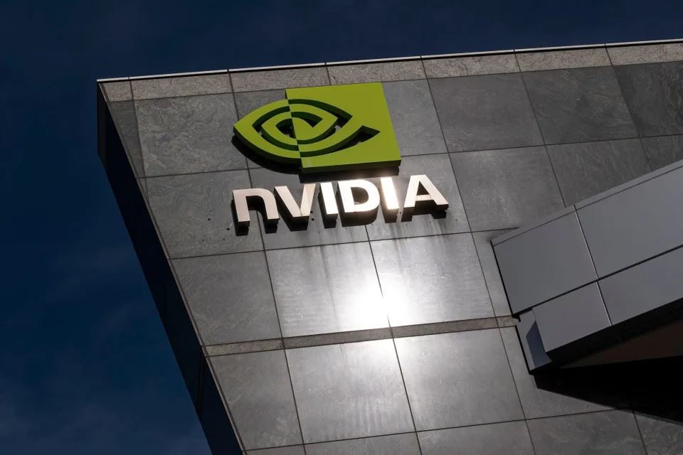 Ông lớn ngành chip Nvidia dừng tất cả hoạt động tại thị trường Nga khi cuộc xung đột tại Ukraine chưa thấy 'hồi kết'-1