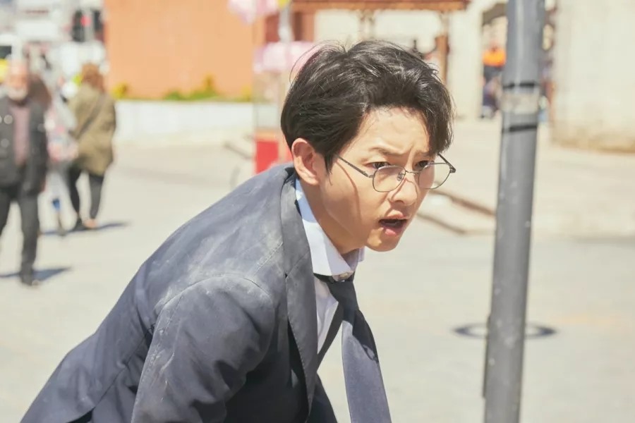 Phim của Sooyoung thất bại khi đối đầu Reborn Rich của Song Joong Ki-2