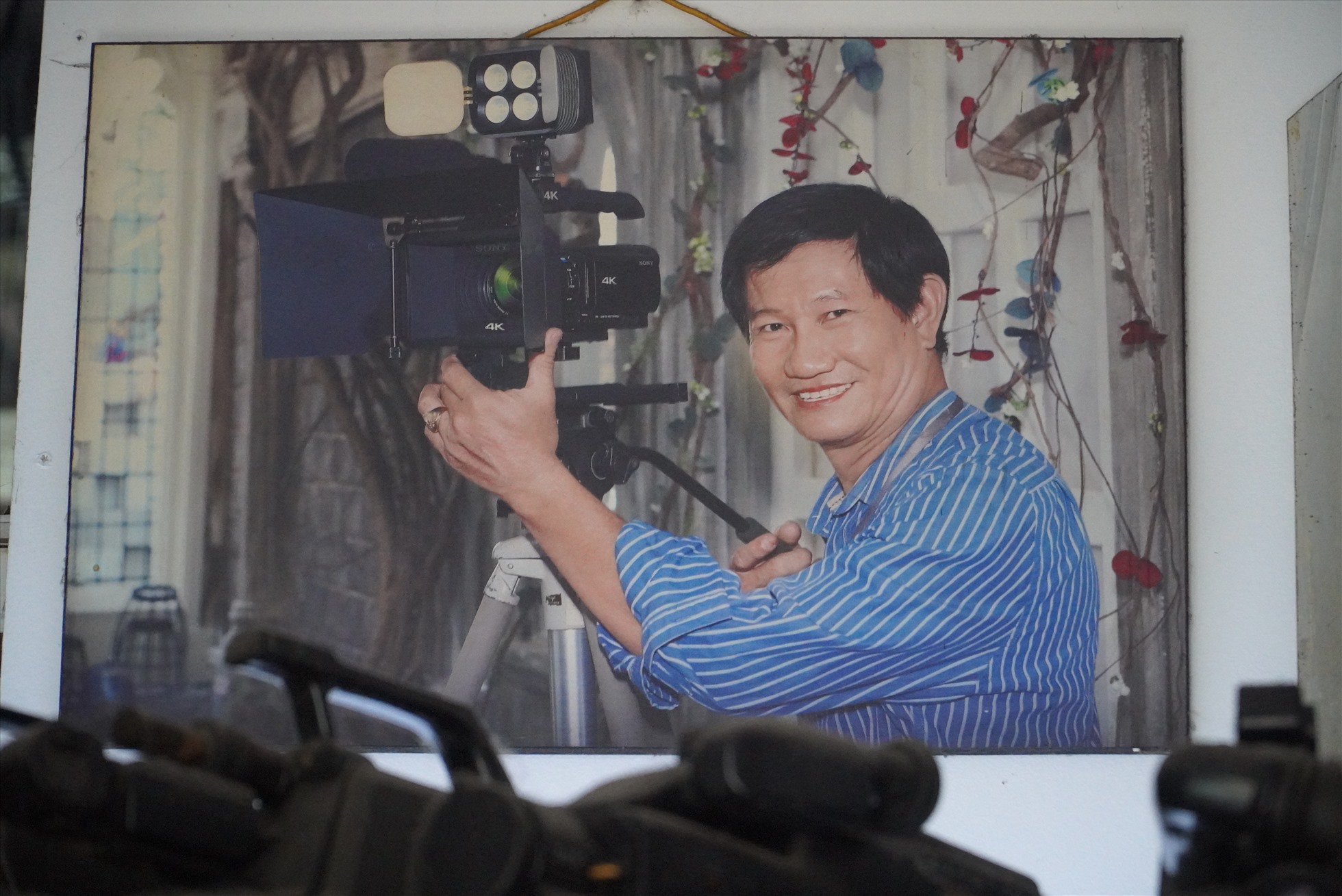 Độc nhất người độ máy quay phim tại Sài Gòn-3