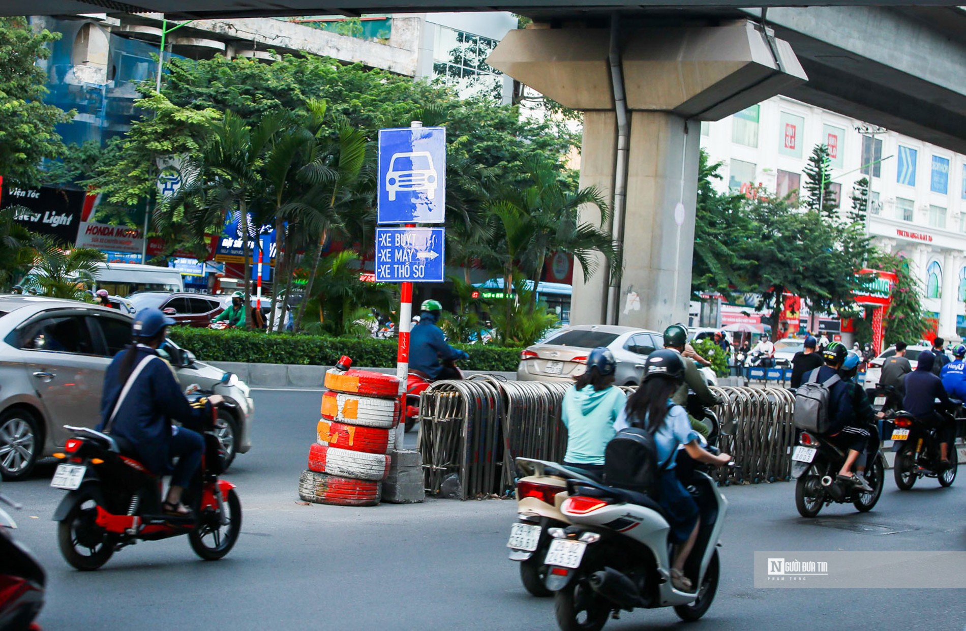 Đường Nguyễn Trãi phân làn "có cũng như không", giao thông hỗn loạn-5