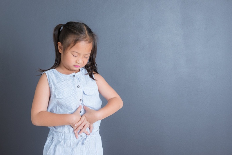 Con gái 4 tuổi người lạnh run, tiểu ra máu: Sai lầm từ cha mẹ-1