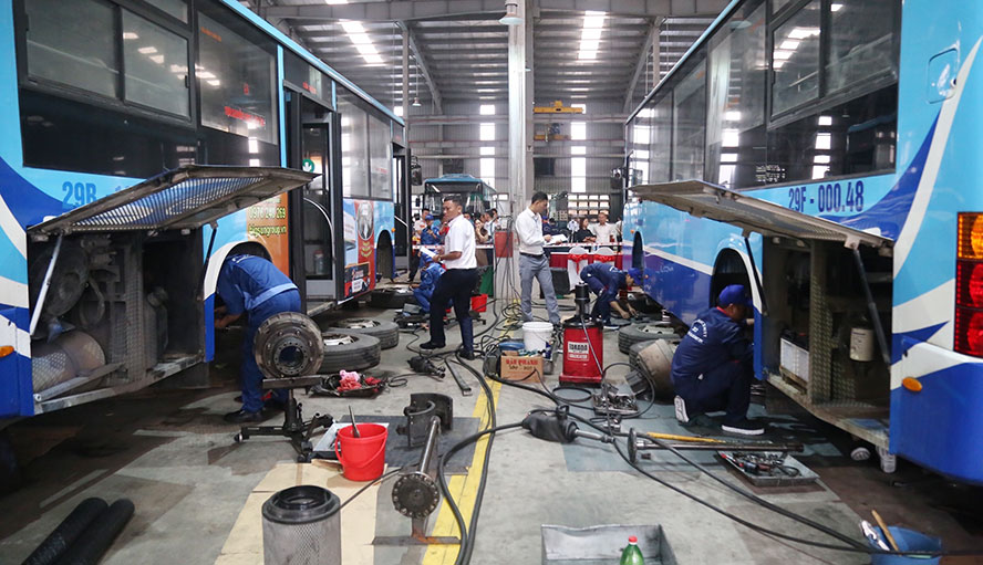 Transerco thi đua nâng cao kỹ năng tay nghề sửa chữa, bảo dưỡng xe buýt-2