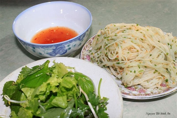 Món bánh dây đặc sản Bồng Sơn, Bình Định: Trông dân dã mà đã ăn là không thể dừng đũa-6