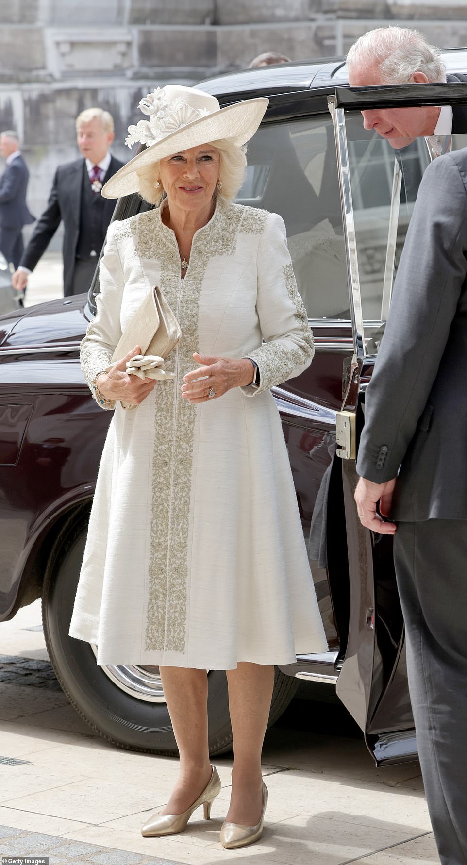 Bà Camilla - nữ Công tước xứ Cornwall U80 vẫn diện đồ trẻ trung-5