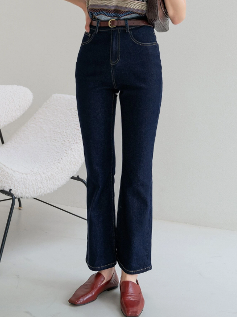 Muôn kiểu quần jeans được các siêu mẫu quốc tế sắm về tủ đồ-21