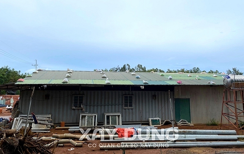 Phòng, chống siêu bão Noru: Công trường xây dựng chấp hành nghiêm Công điện khẩn của Chủ tịch UBND tỉnh Quảng Ngãi-7