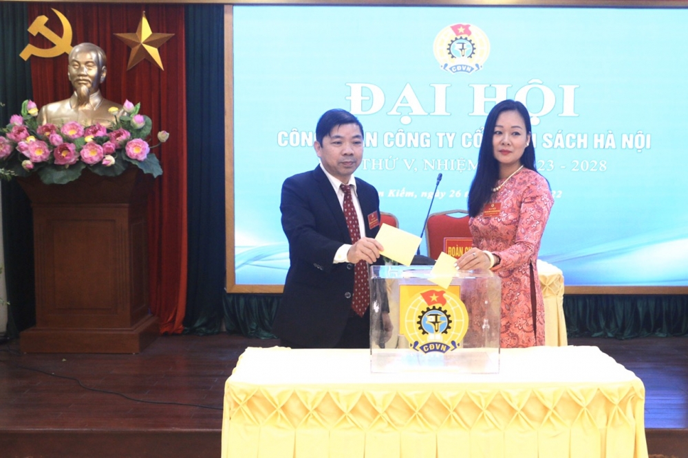 Quận Hoàn Kiếm: Tổ chức thành công Đại hội điểm Công đoàn Công ty Cổ phần Sách Hà Nội-5