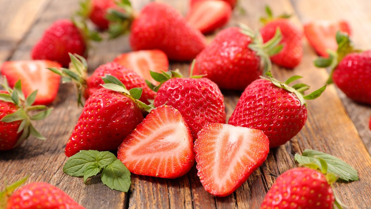 5 loại trái cây càng ăn da càng trắng hồng căng mịn, chứa nhiều collagen cực tốt cho da-3