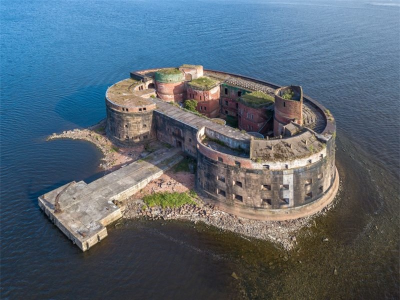 'Pháo đài Tai họa' bí ẩn của St. Petersburg-1