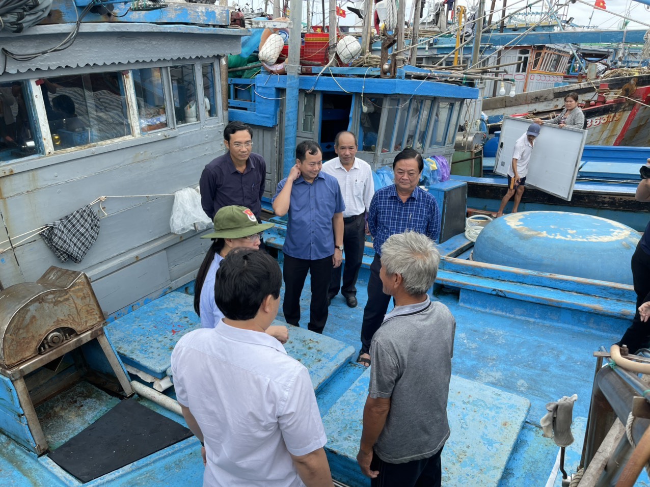 Bộ trưởng NN&PTNT Lê Minh Hoan: Không được chủ quan với bão Noru-cover-img