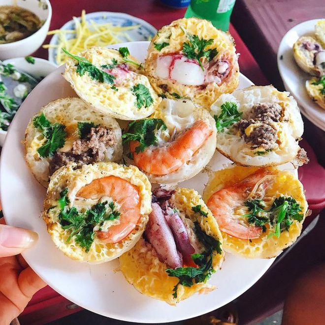 4 quán bánh căn ở Nha Trang cứ ăn là “dính”, người dân địa phương cũng khen tấm tắc-4