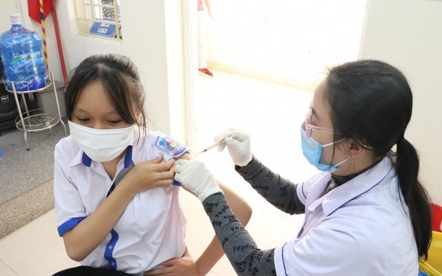 Khánh Hòa: Bác thông tin trẻ không tiêm vaccine phải học trực tuyến-3