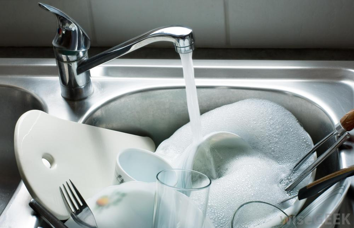 8 sai lầm nghiêm trọng khi sử dụng nước rửa chén 90% chị em nội trợ mắc phải-3
