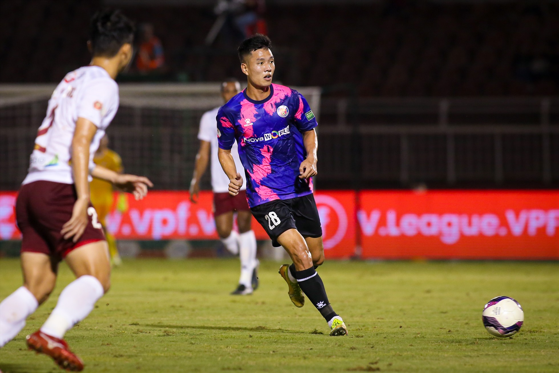 Sài Gòn FC sáng cửa trụ hạng sau trận thắng TPHCM-3