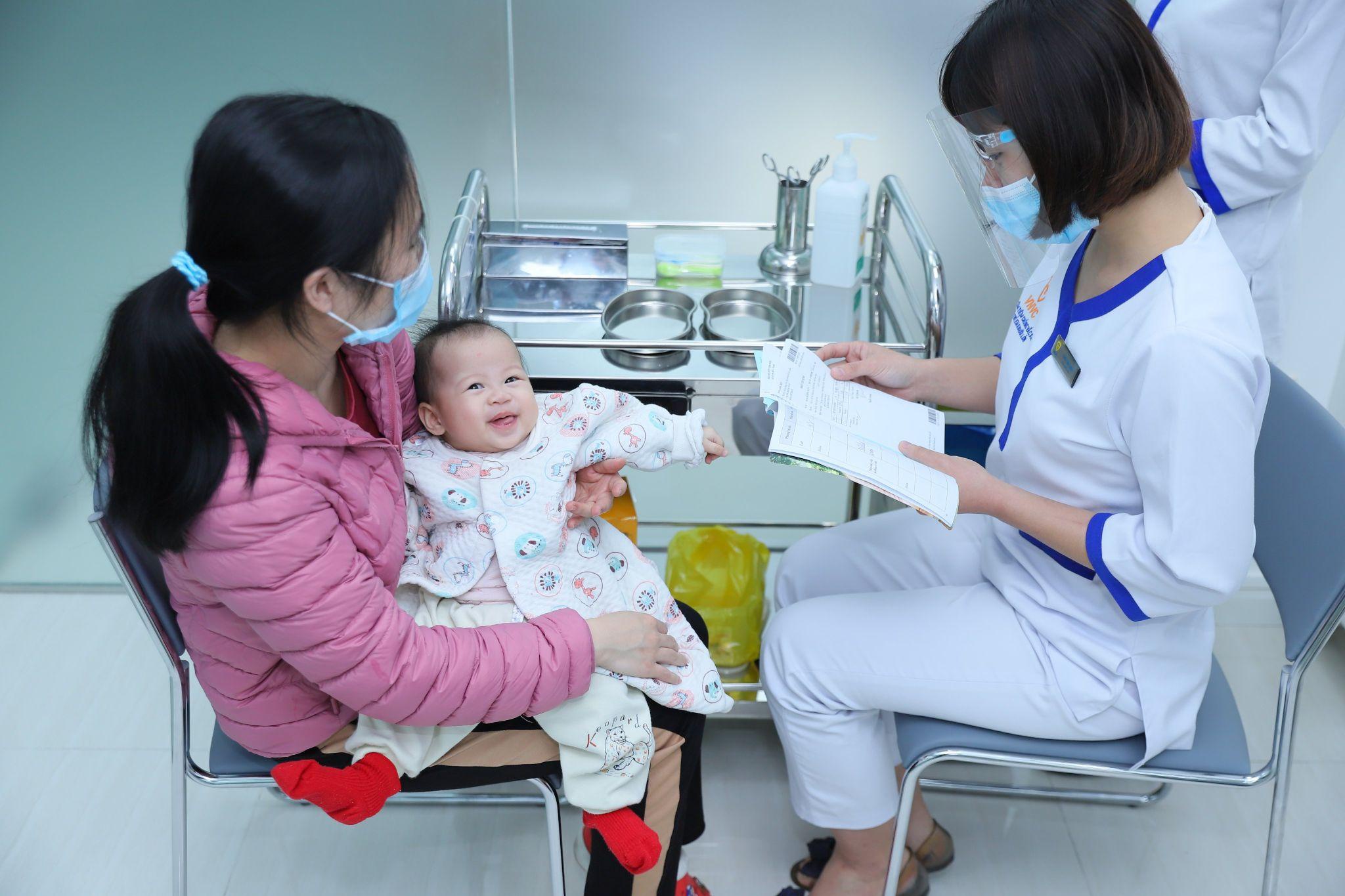 VNVC không thiếu vaccine cho trẻ em và người lớn-2