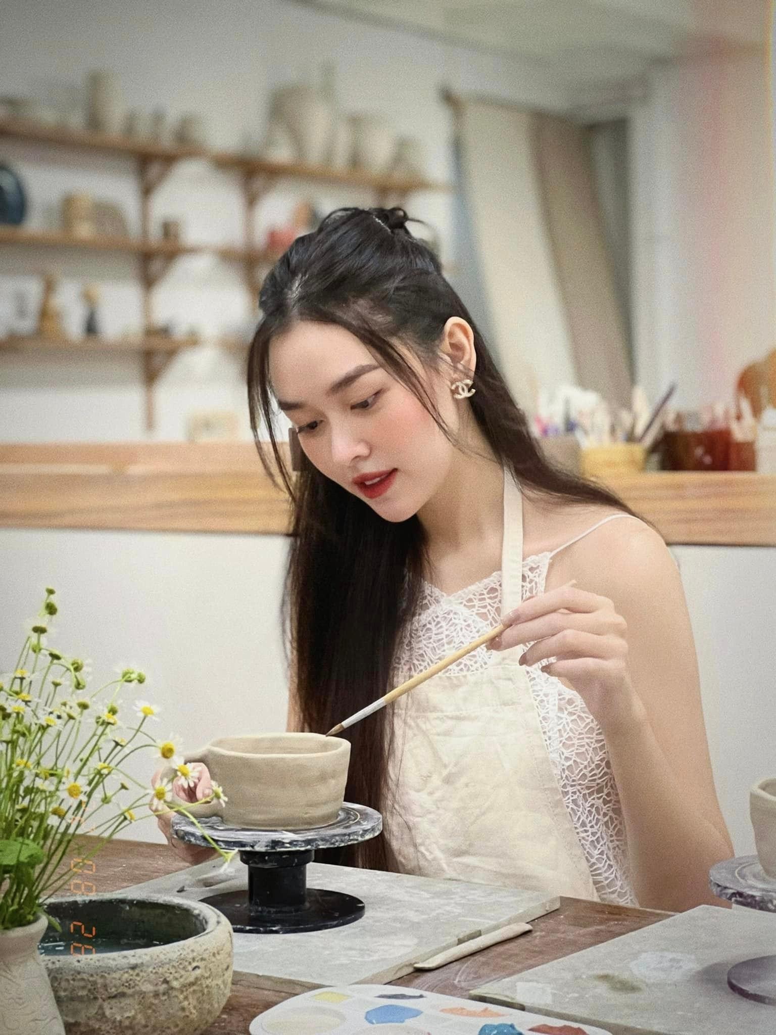 Á hậu Ngọc Thảo, Hoa hậu Diễm Hương đọ dáng nóng bỏng với áo tắm-4