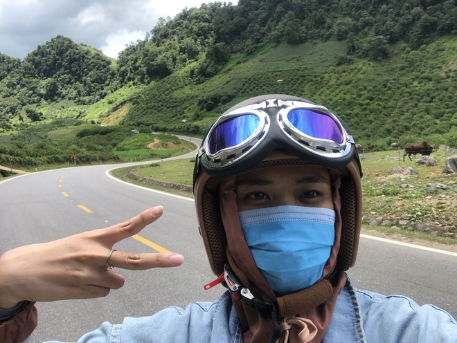 Cô gái đi hơn 3000km từ Đồng Nai đến Hà Giang, cả hành trình đều di chuyển bằng chiếc xe tay ga-2