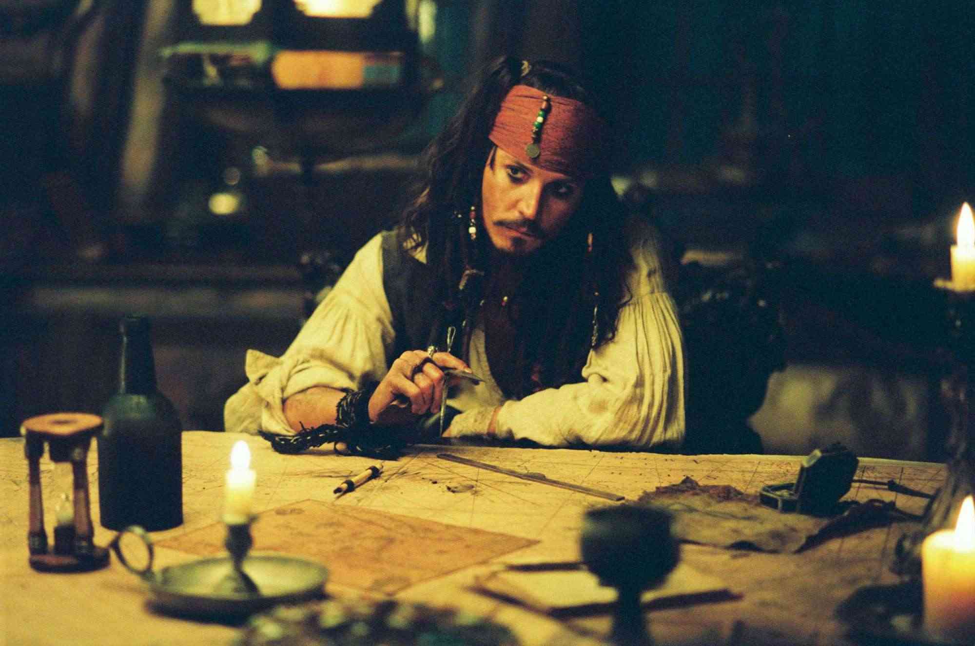 Johnny Depp quay trở lại với thương hiệu Pirates of the Caribbean-2