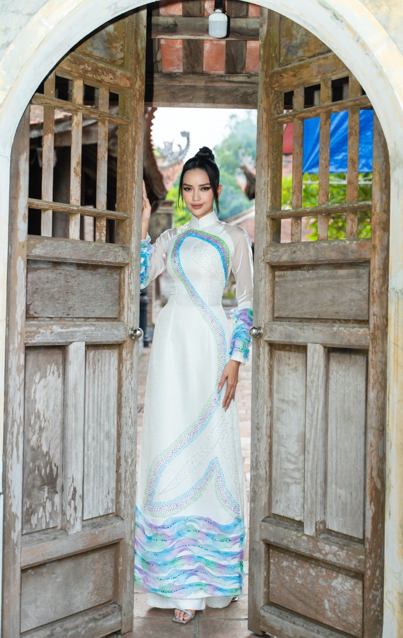 Hoa hậu Hoàn vũ Việt Nam 2022 Ngọc Châu làm vedette-1