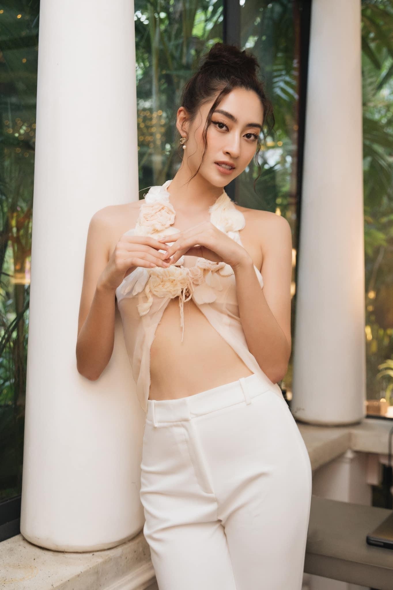 Minh Tú mặc váy hở bạo khoe eo thon sexy, Kim Duyên diện váy cut-out lạ mắt ở Hoa hậu Siêu quốc gia-7