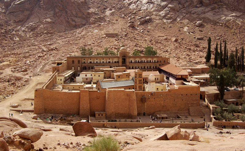 Sinai - ''vùng đất của ngọc lam''-2