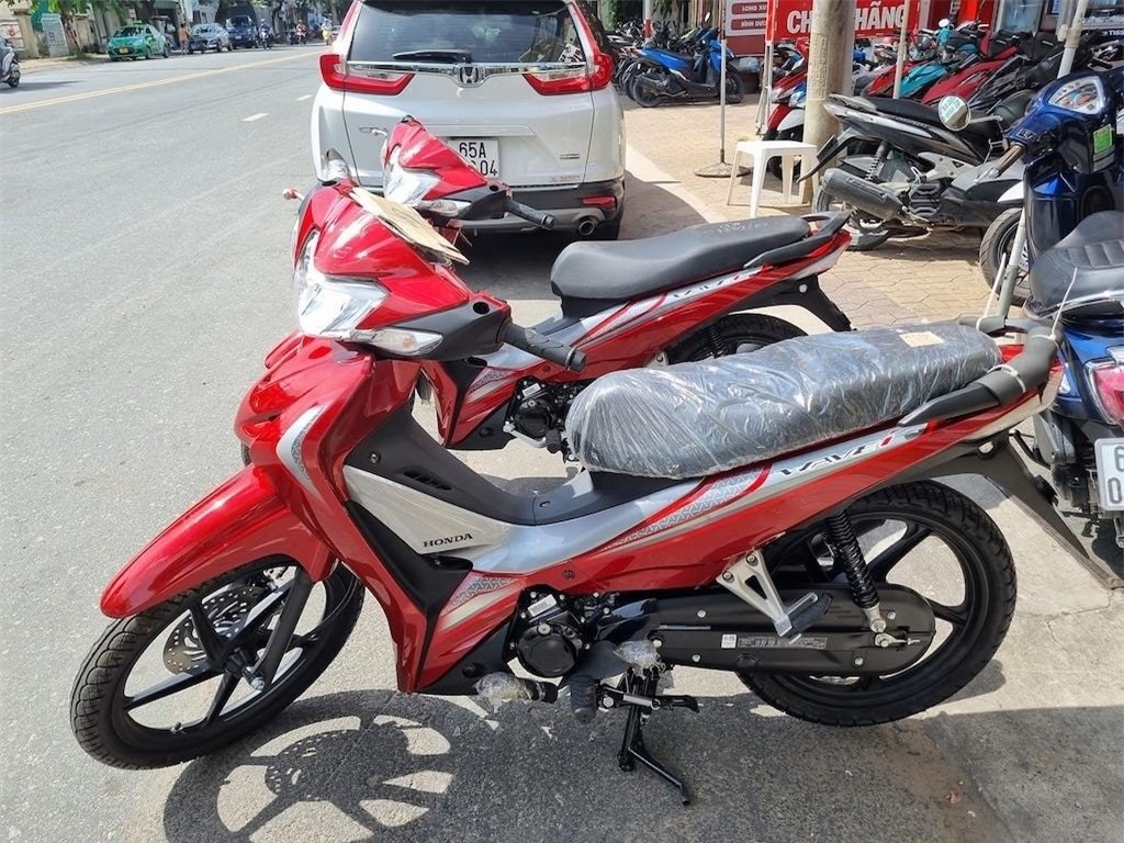 Xe số nhập Thái siêu tiết kiệm xăng của Honda giảm giá mạnh, thu hút khách Việt-2