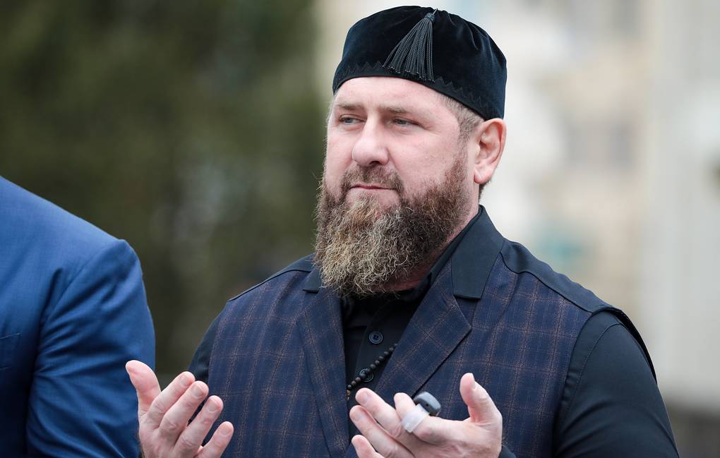Các con gái bị EU trừng phạt, lãnh đạo Chechnya nói "tự hào"-1