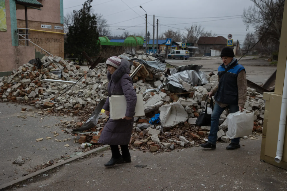 Giao tranh khốc liệt giành thành phố chiến lược miền Đông Ukraine-3
