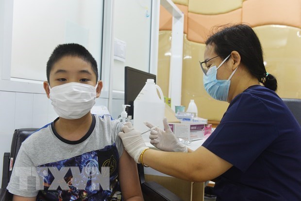 Quảng Trị: Tập trung tiêm vaccine phòng COVID-19 cho trẻ em-1