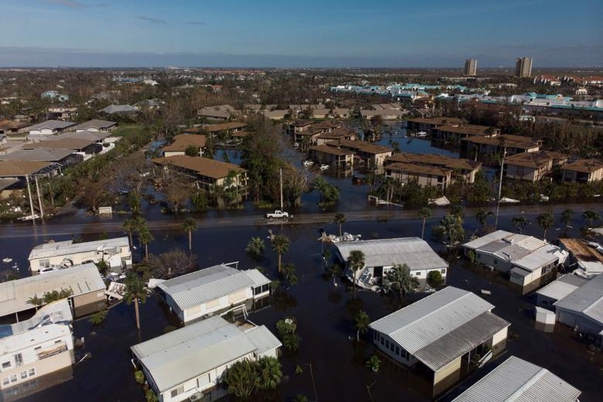 Ảnh: Cảnh tan hoang ở Florida sau cơn bão Ian-10