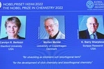 Nobel Hóa học 2022 vinh danh nghiên cứu về phân tử-cover-img