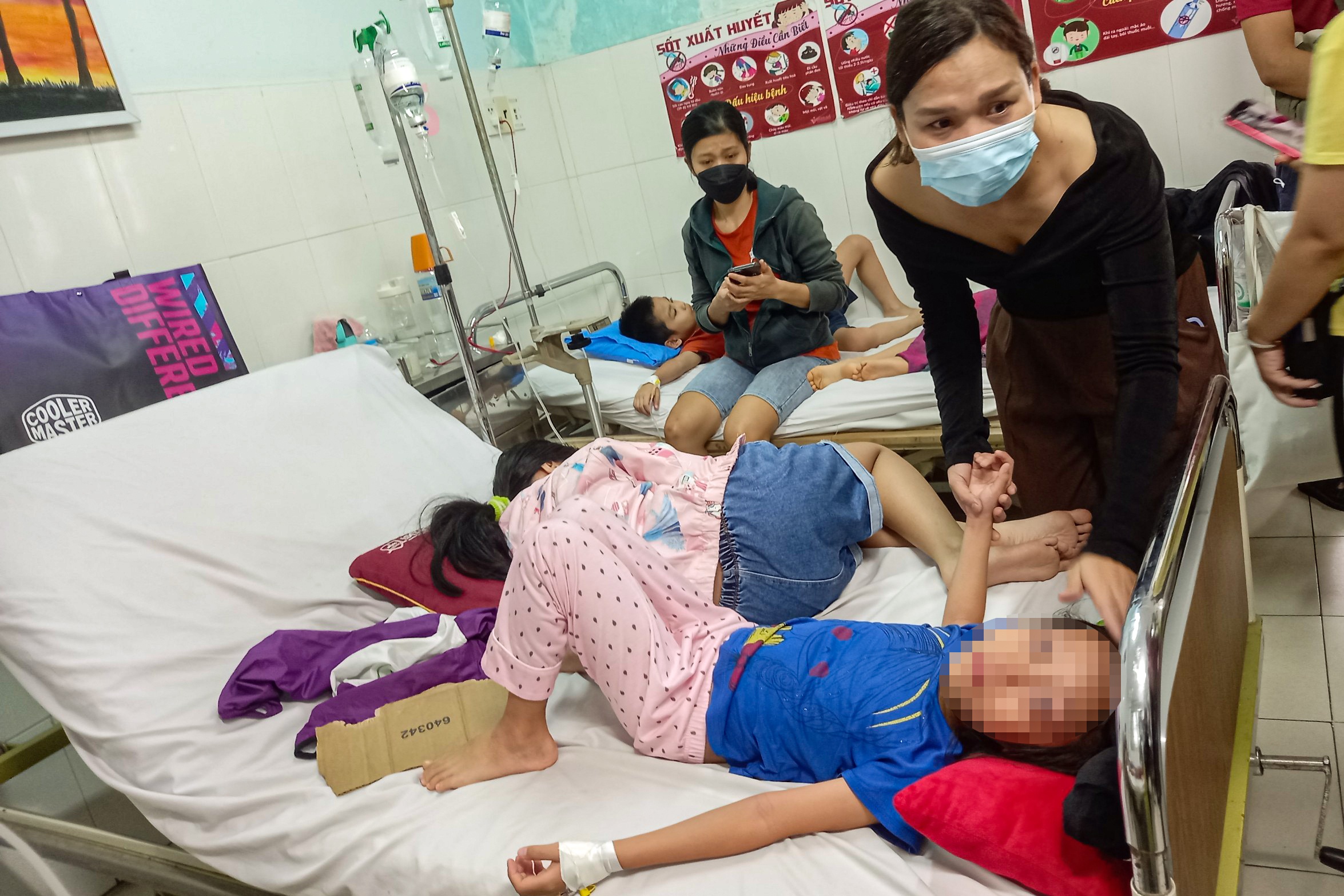 Ngộ độc tập thể ở trường iSchool Nha Trang: Một học sinh lớp 1 tử vong-1