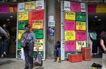 Lạm phát Venezuela 'giảm' còn 234% trong năm 2022-cover-img