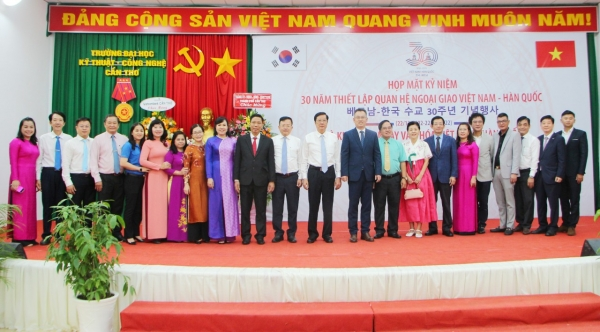 Cần Thơ kỷ niệm 30 năm thiết lập quan hệ ngoại giao Việt Nam - Hàn Quốc-cover-img