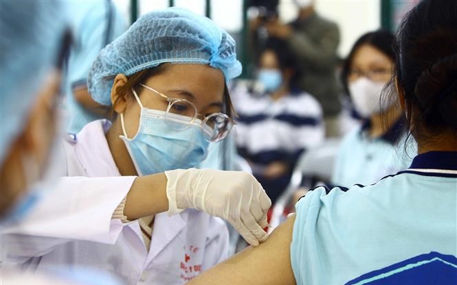 Còn 4 ngày: Nhiều nơi tiêm vaccine COVID-19 cho trẻ từ 5 - dưới 12 tuổi rất chậm, có tỉnh mũi 2 mới đạt 19,5%-1