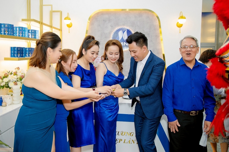 Showroom & Spa Humnile chi nhánh Bình Tân chính thức đi vào hoạt động, ngàn ưu đãi dành tặng khách hàng-5