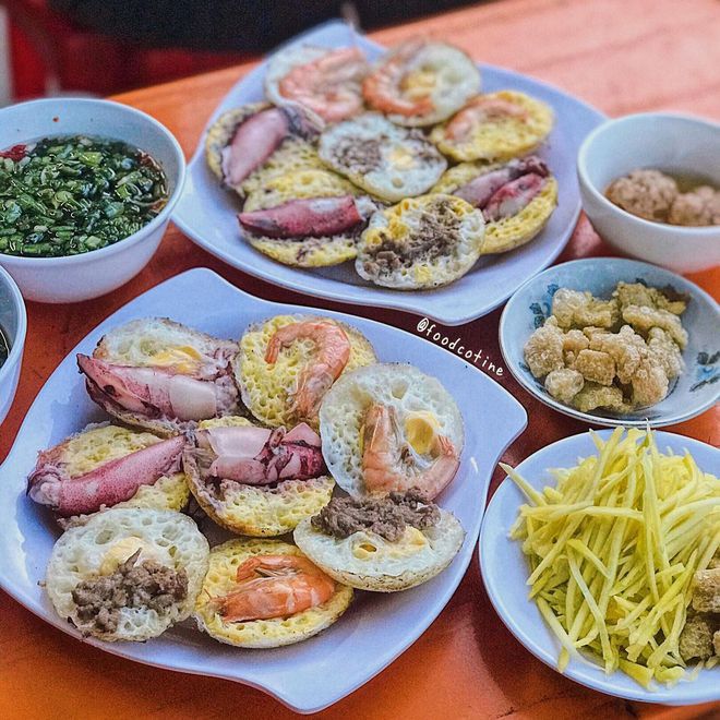 4 quán bánh căn ở Nha Trang cứ ăn là “dính”, người dân địa phương cũng khen tấm tắc-16