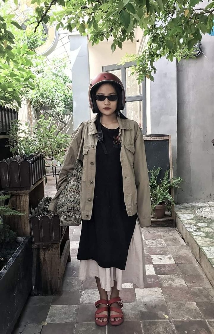 Cô gái Gen Z mê mẩn áo dài truyền thống, tích cực theo đuổi thời trang hướng tới môi trường-4