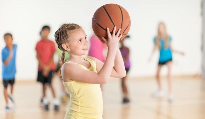 Cha mẹ nên cho con chơi nhiều môn thể thao giúp tăng trưởng chiều cao-2