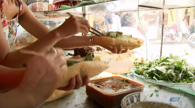 Một loạt món ăn Việt lên truyền hình nước ngoài: Toàn những đặc sản quen thuộc khiến bạn bè quốc tế vừa ăn vừa trầm trồ-14