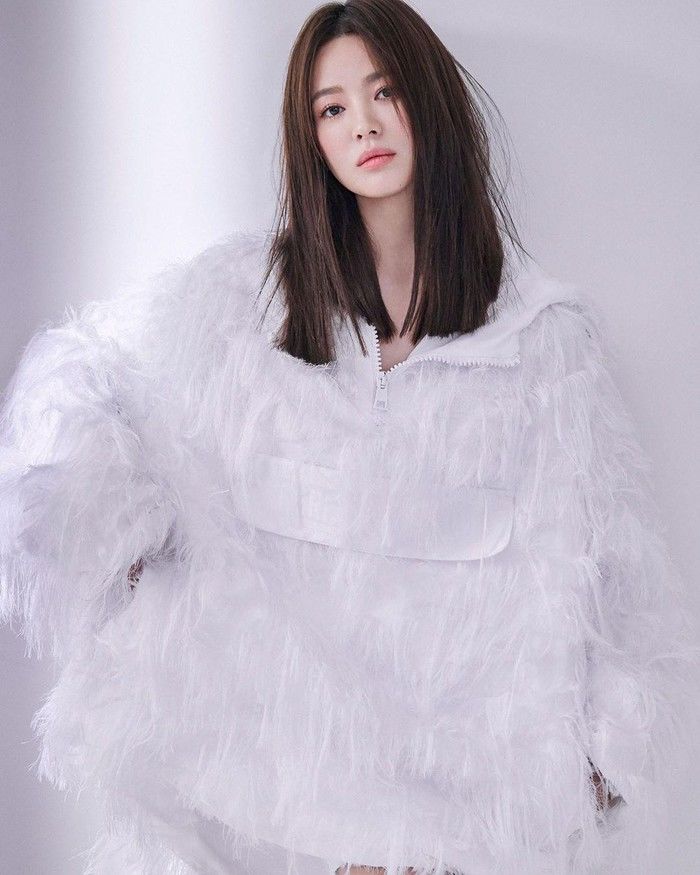 6 kiểu tóc chân ái của Song Hye Kyo, ép thẳng đơn giản hay cắt ngắn cũng toát lên vẻ sang chảnh-4