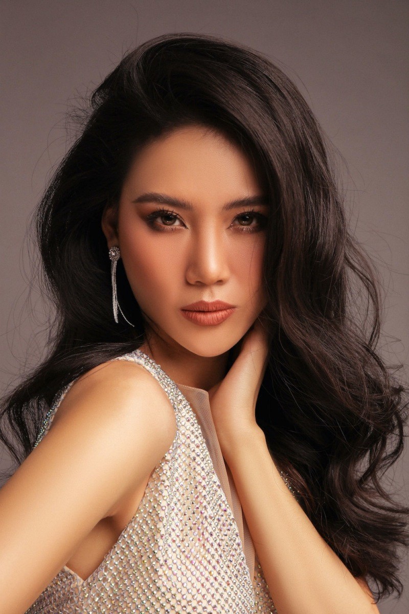 Siêu mẫu Quỳnh Hoa: Bố phản đối dữ dội khi tôi thi 'Hoa hậu Hoàn vũ Việt Nam'-2
