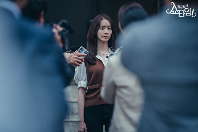 Yoona trong phim mới: Dù diện đồ bình dân hay đắt đỏ vẫn tỏa sáng và cuốn hút-10