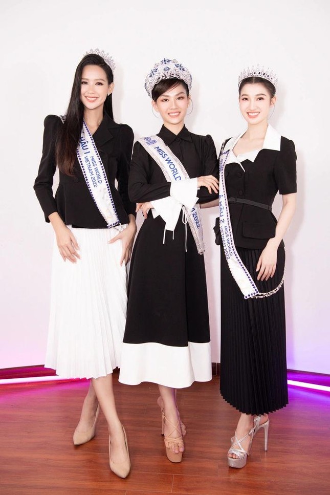 Top 3 Miss World Vietnam 2022 liên tục diện trang phục đồng điệu: Set đồ nào ấn tượng nhất?-10