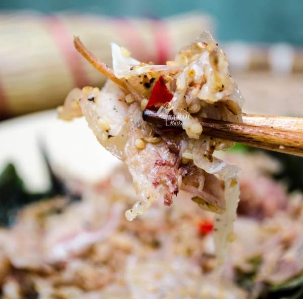 Món ăn miền Trung có tên gọi lạ, gói trong rơm khô “hút” khách sành ăn-8