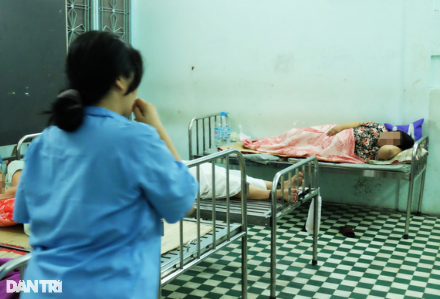 "Trầm cảm vì học phí", nữ sinh phải vào Bệnh viện Tâm thần TPHCM cấp cứu-3